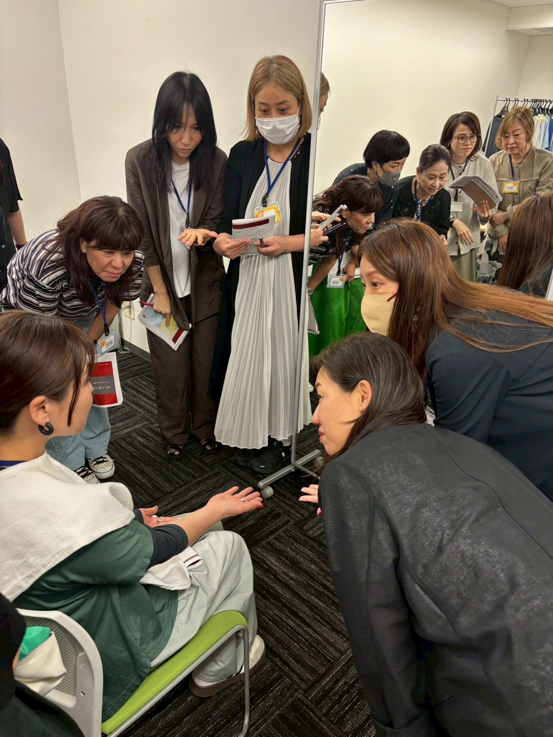 カラードレープを用いた診断実習2