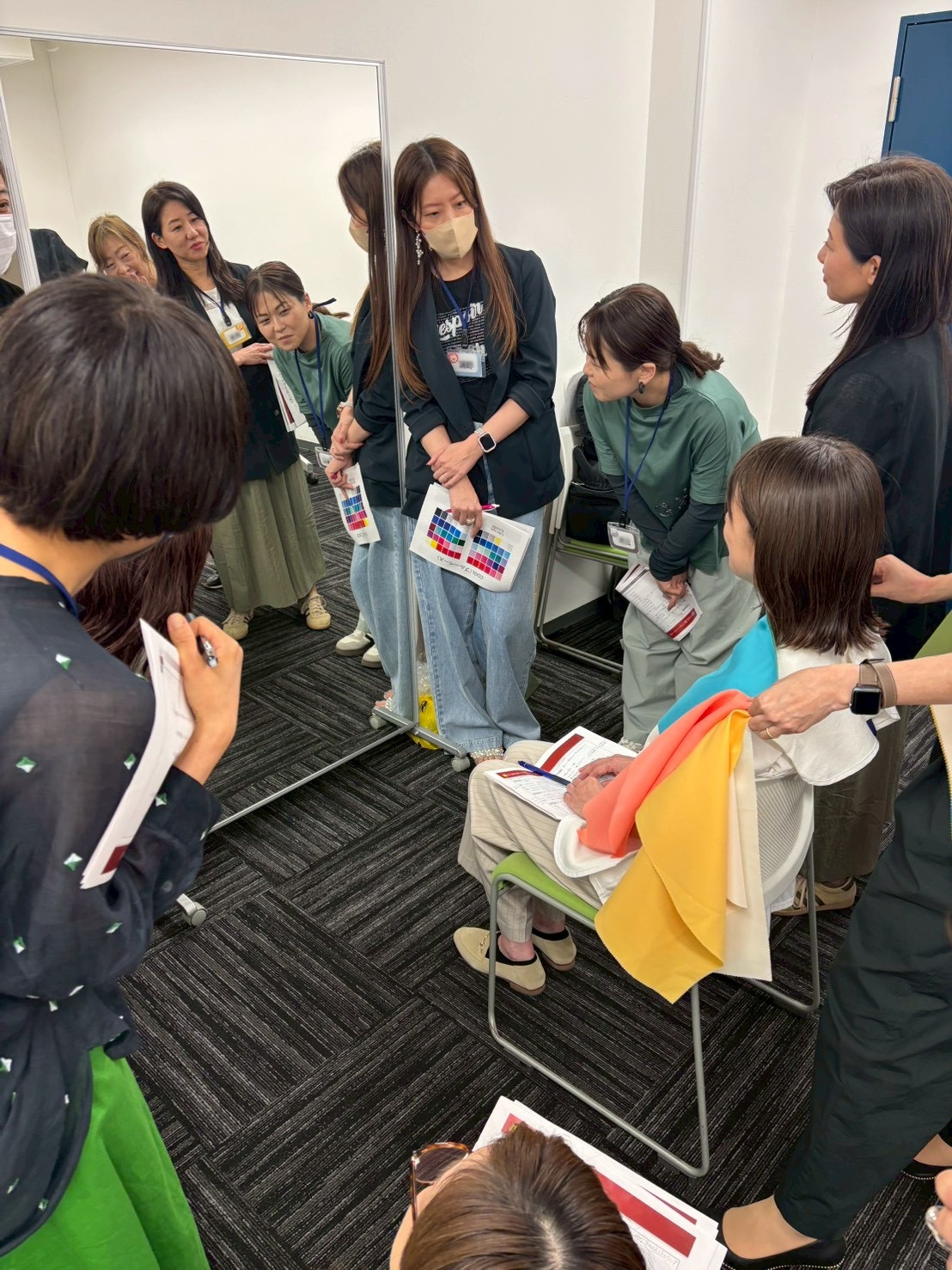 カラードレープを用いた診断実習3